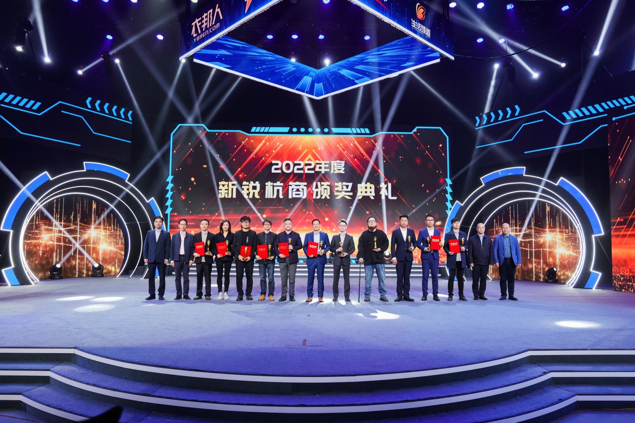 喜報｜永盛控股總經(jīng)理李健浩榮獲“2022年度新銳杭商”